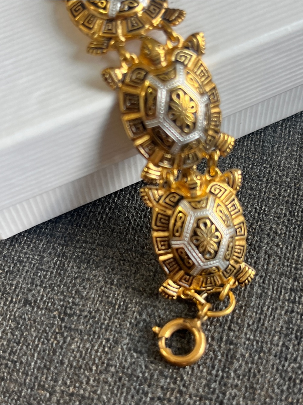 Gold-Tone Turtle Link Bracelet - Picture 2 of 4